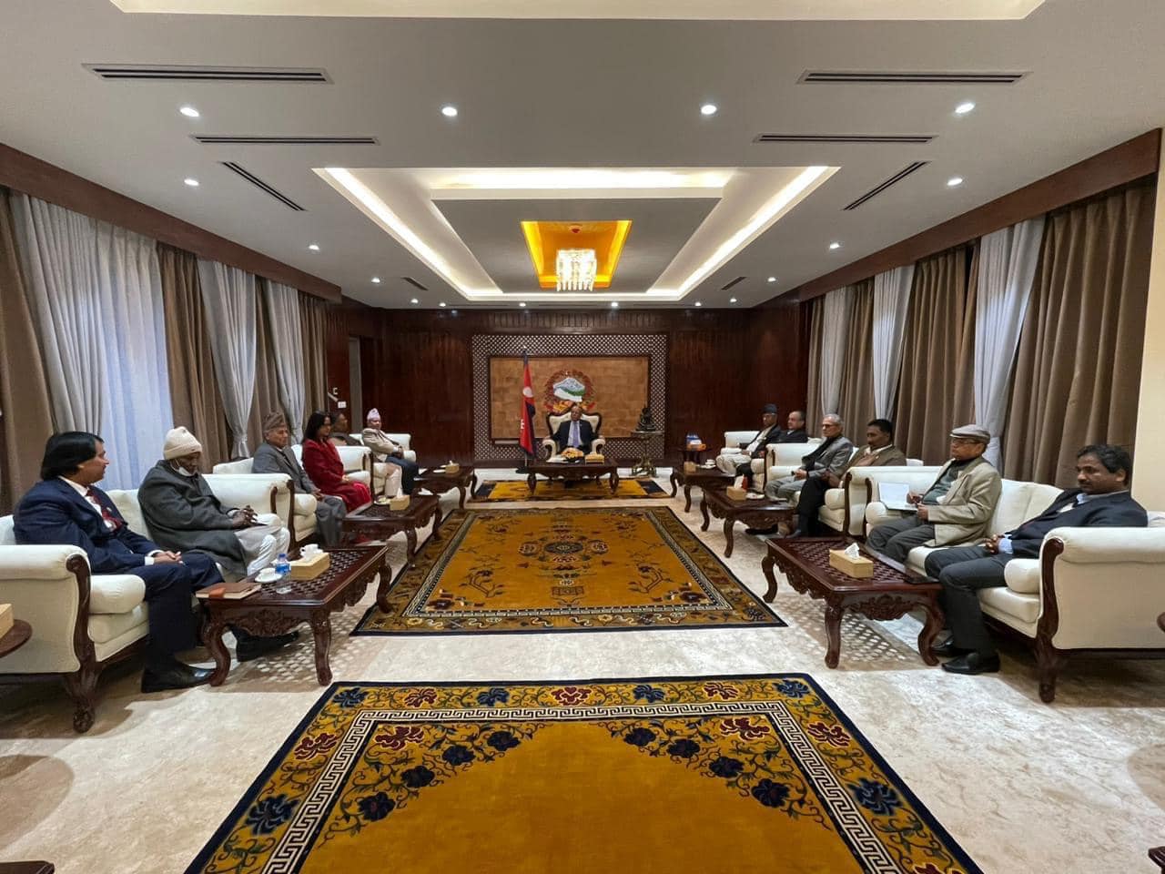 प्रधानमन्त्री दाहाललाई विश्वासको मत दिने १० दलीय गठबन्धनमा समझदारी