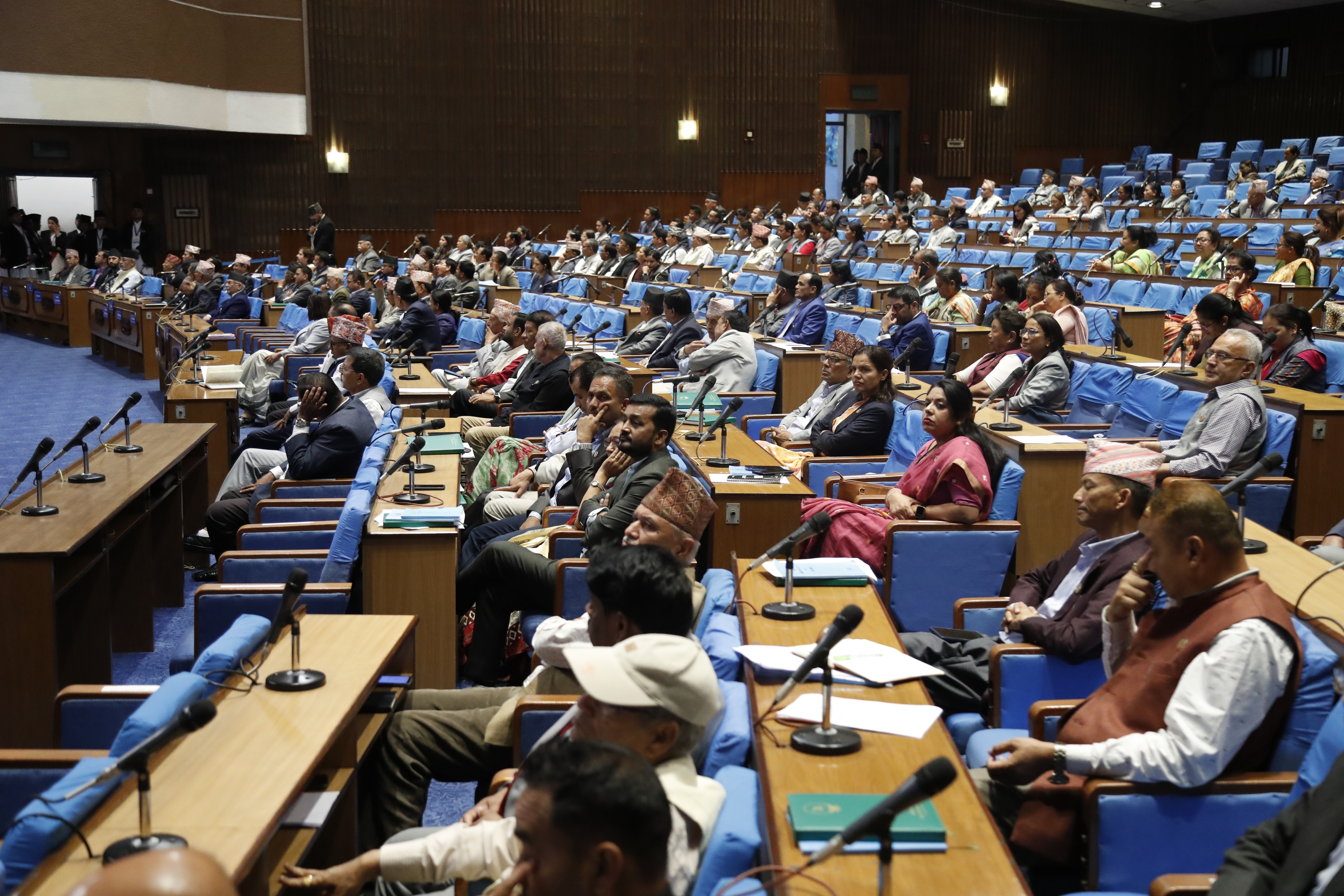 अनधिकृत व्यक्ति प्रवेश गराएर करको दर हेरफेर गरेको आरोपबारे संसदमा सवालजवाफ