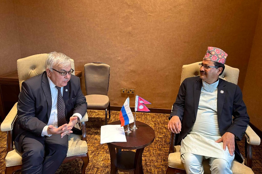 रुसी सेनामा भर्ना भएका नेपालीलाई स्वदेश फिर्ता गरिदिन परराष्ट्रमन्त्रीको आग्रह