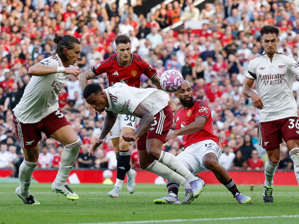 म्यानचेस्टर युनाइटेडलाई हराउँदै आर्सनलको विजयी शुरूआत