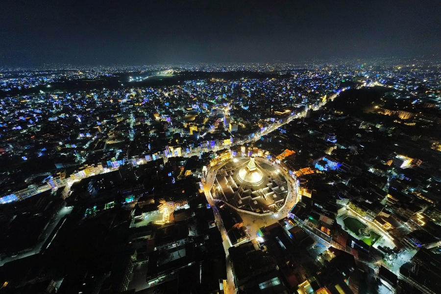 तिहारमा झिलिमिली उपत्यका (तस्वीरहरू)