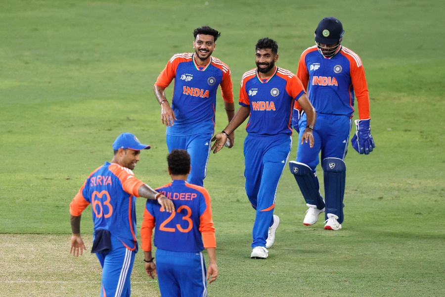 एशिया कप: पाकिस्तानविरुद्ध भारतको सहज जित