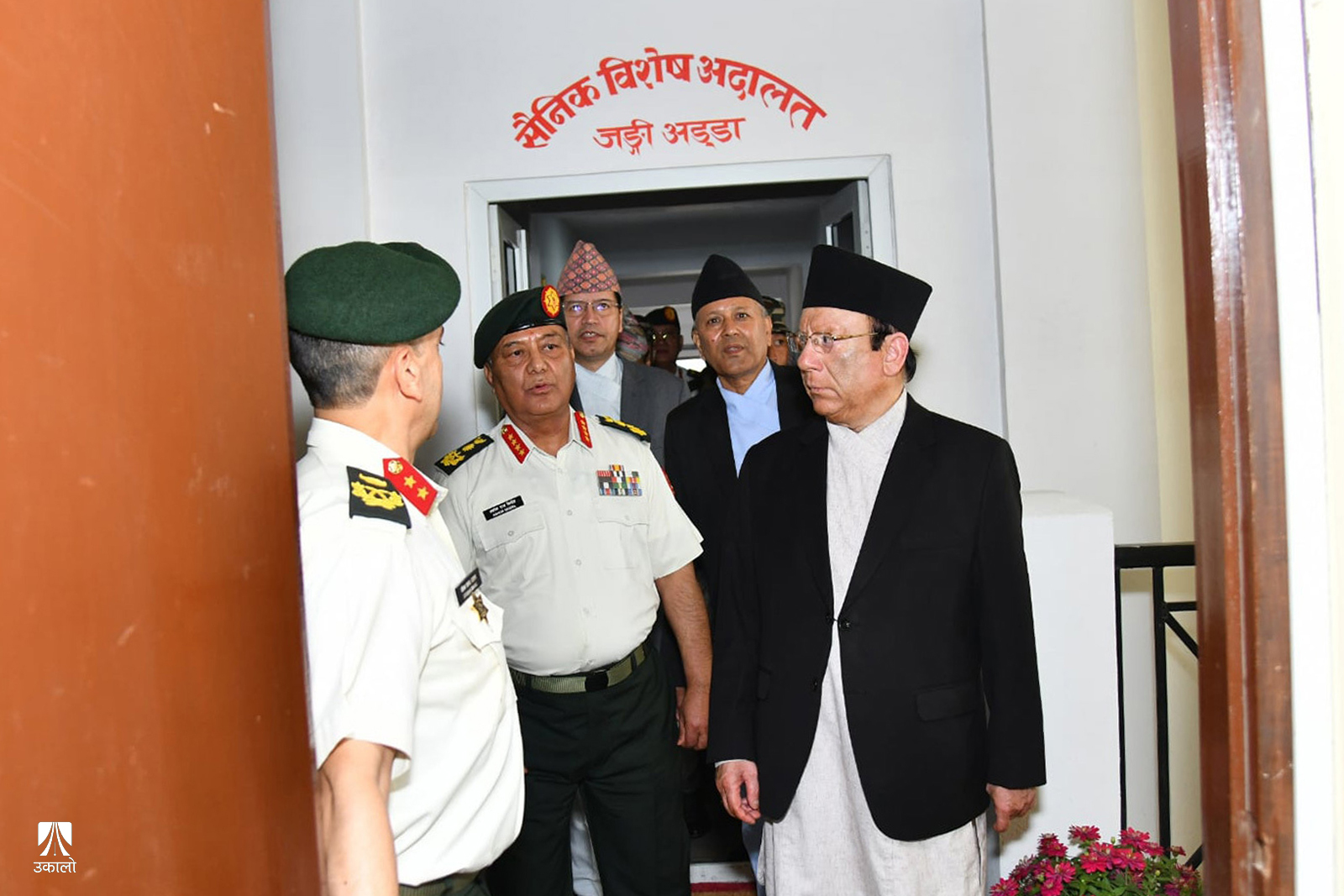 गोपनीयता खोल्ने सैनिक अधिकृतहरूविरुद्ध १० करोडको क्षतिपूर्ति मुद्दा, ४ महिनासम्म भएन सुनुवाइ