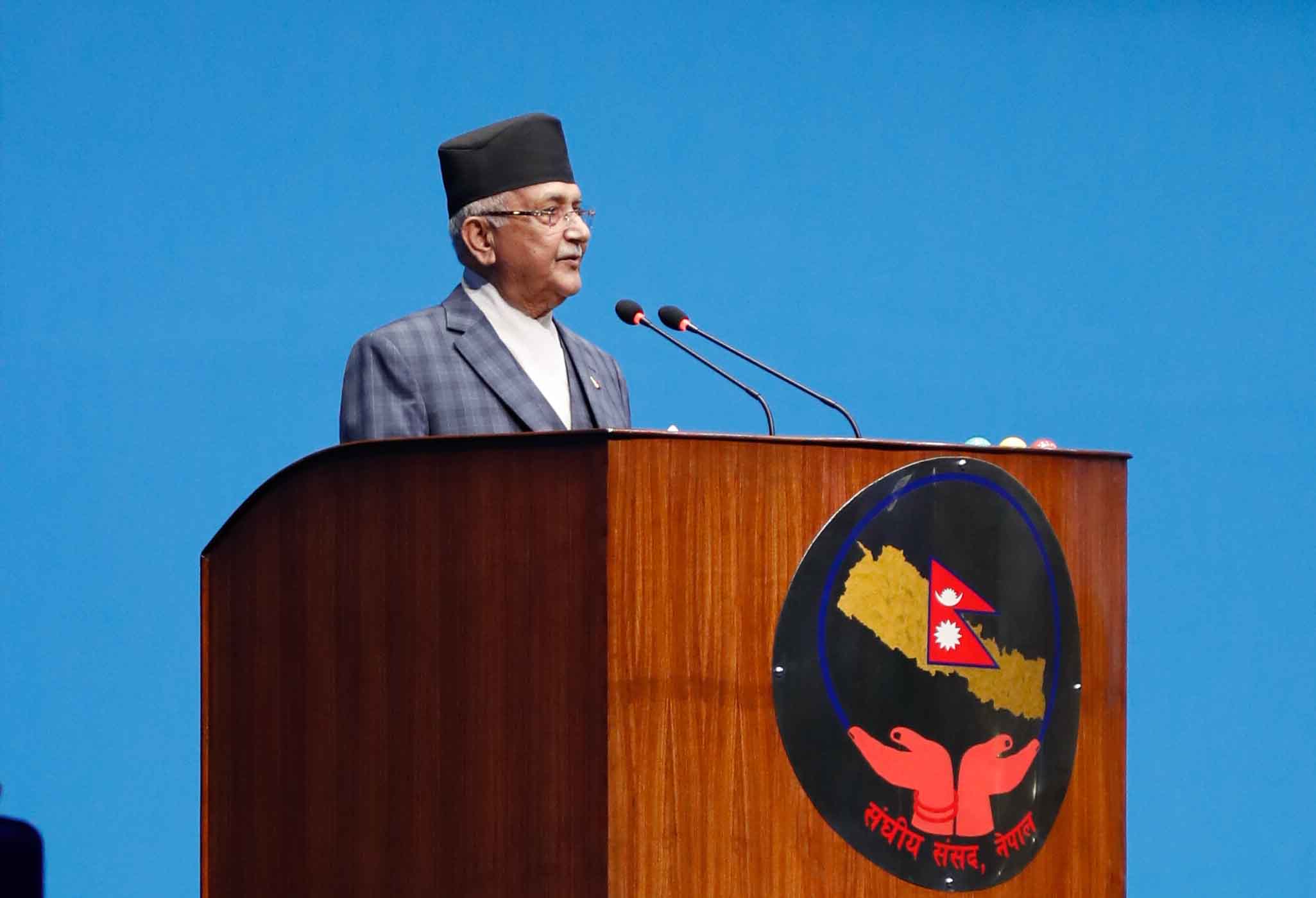 प्रधानमन्त्रीलाई ओलीको प्रश्न– छिमेकीले सीमावारि फौज राख्दा हामी बोल्न नहुने, यस्तो पनि हुन्छ र?