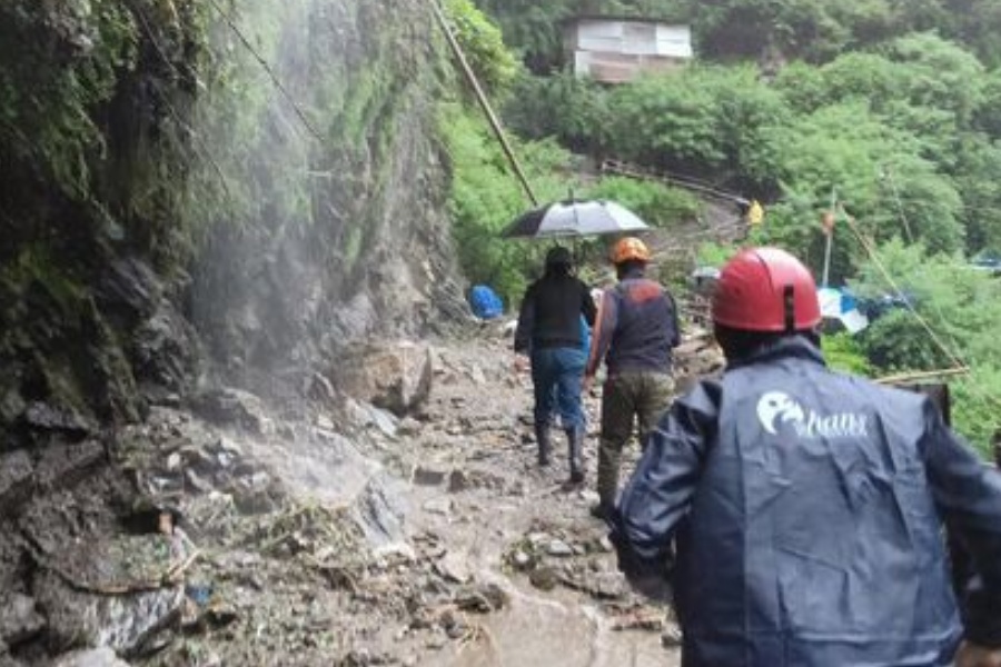 उत्तराखण्ड पहिरोमा बेपत्ताहरूको खोजी गर्न कुकुर परिचालन