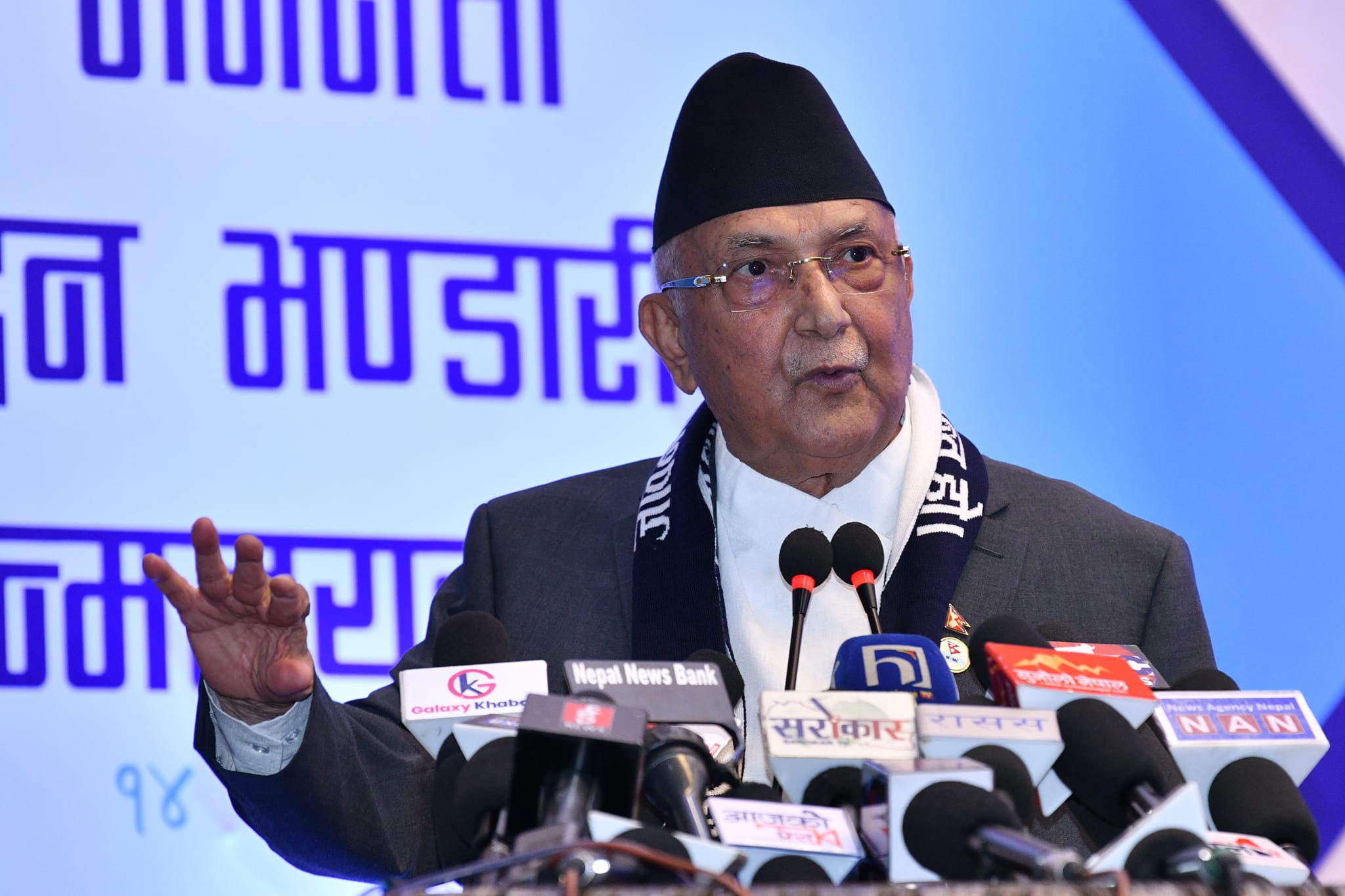 देशमा विचारबिनाका पार्टीहरूको लहर चल्यो : ओली