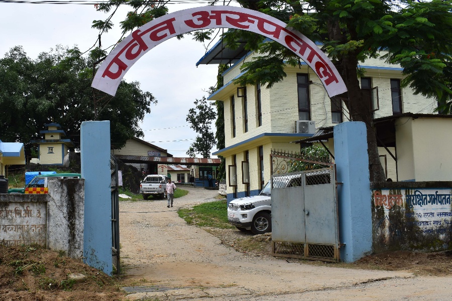 पर्वत अस्पतालमा महिना दिनदेखि प्रसूति सेवा ठप्प