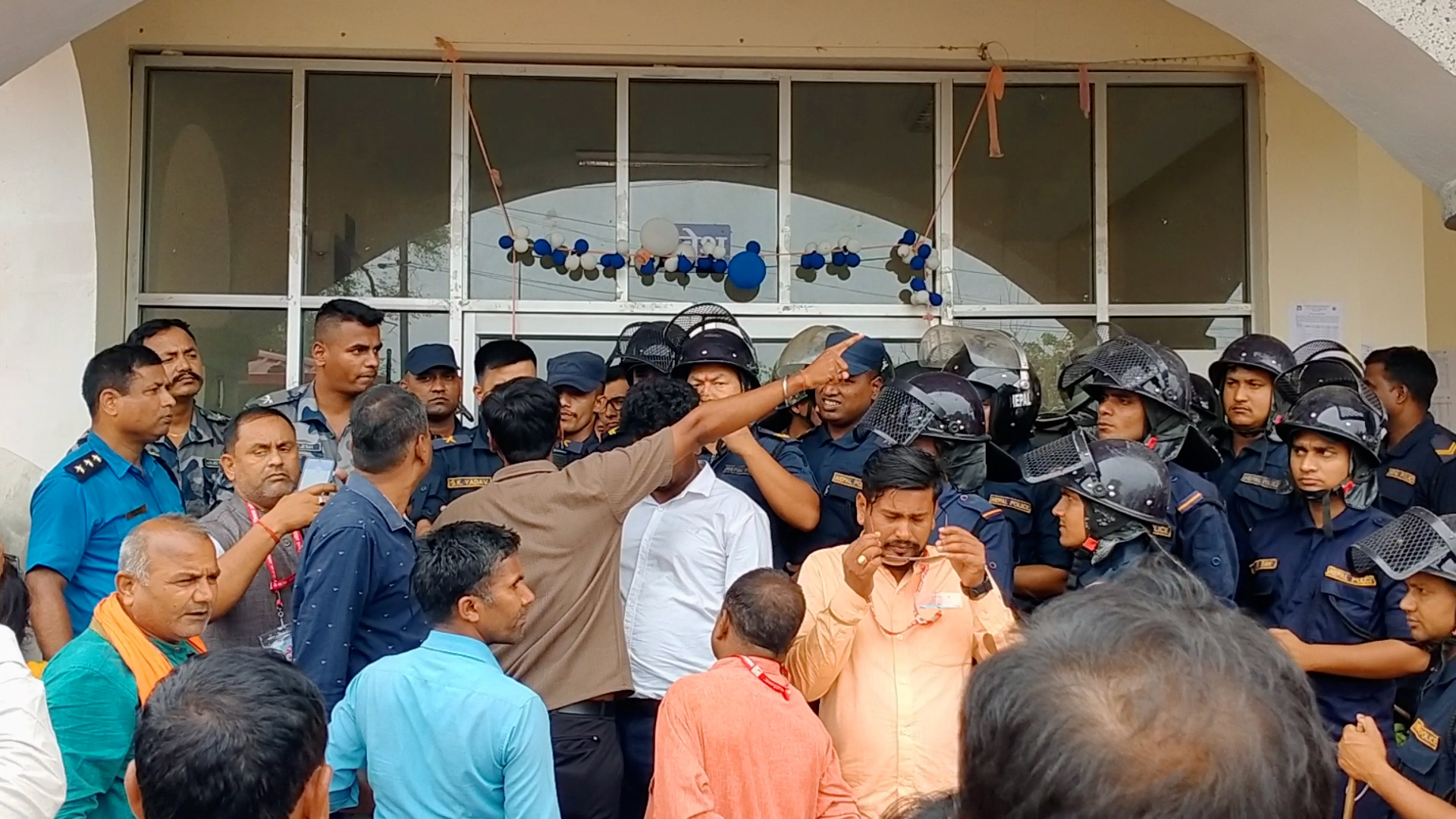 एमाले धनुषा अधिवेशनमा झडप