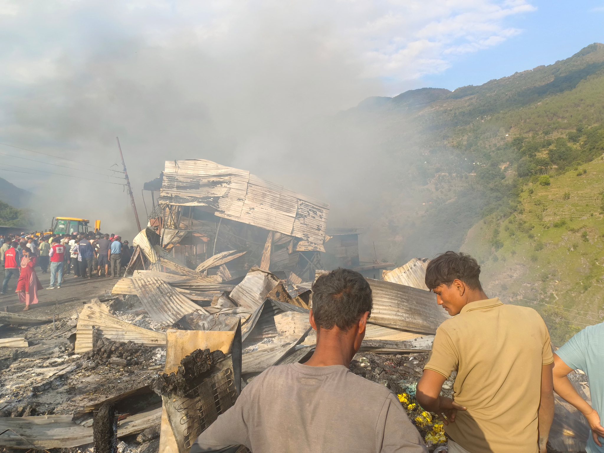 बाजुराको बाम्का बजारमा आगलागीबाट पौने ९ करोडको क्षति