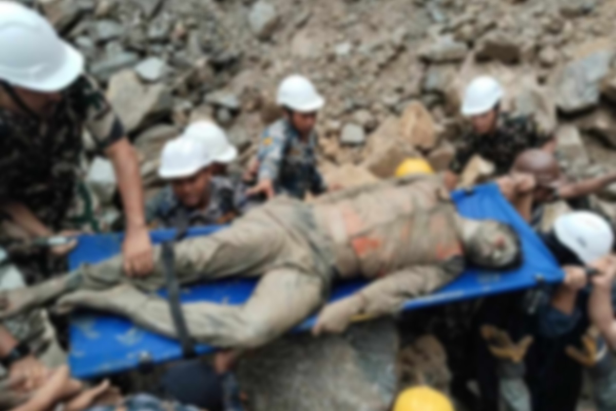 भोटेकोशी जलविद्युत‍्को स्ल्याब भत्किँदा पुरिएका १० कामदारको उद्धार, २ जनाको अवस्था अज्ञात