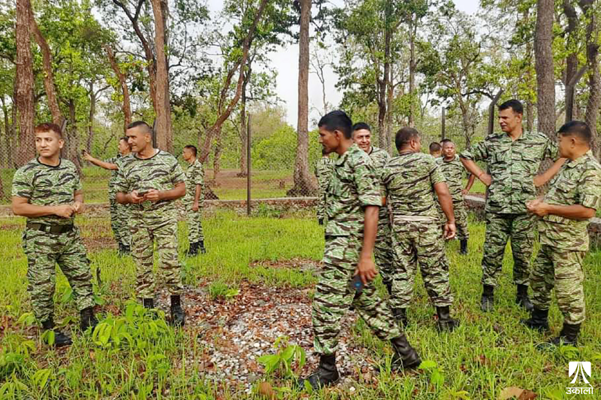 सशस्त्र वन रक्षक जहाँ एक जना पनि महिला छैनन् 