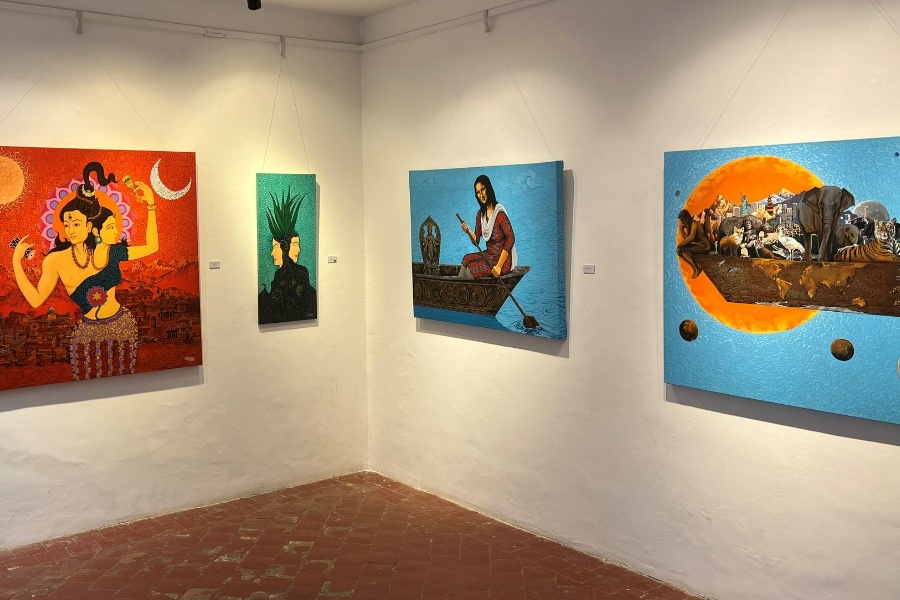 इशान र सविताको ‘मिल्दो विचार भाव’ प्रदर्शनी