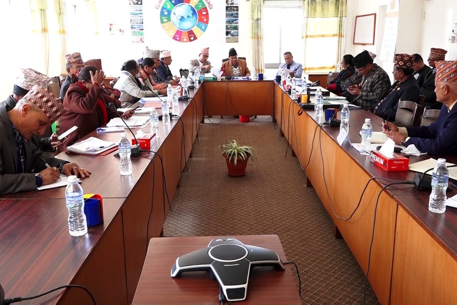 विद्यालयमा समयमै पाठ्यपुस्तक उपलब्ध गराउन संसदीय समितिको निर्देशन