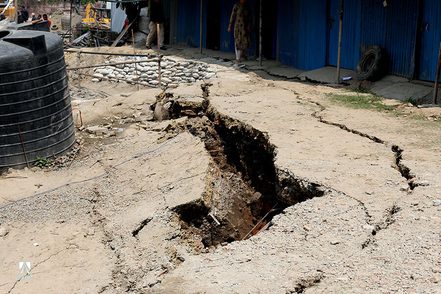 भासिए निर्माणाधीन समिट अपार्टमेन्ट आसपासका घर [तस्वीर/भिडियो]