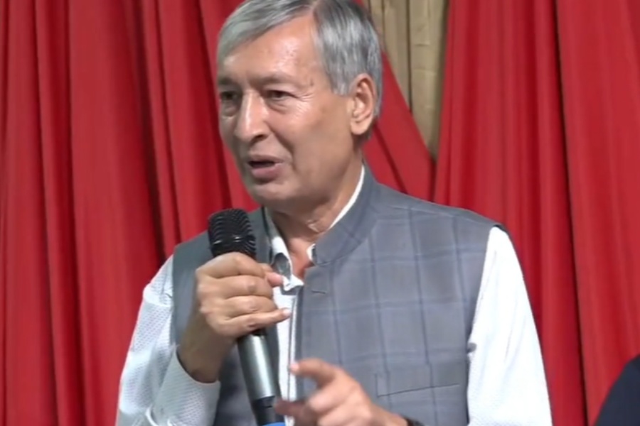 सरकारको अकर्मण्यताका कारण मूल्यवृद्धि उच्च भएको पूर्वअर्थमन्त्री खतिवडाको आरोप