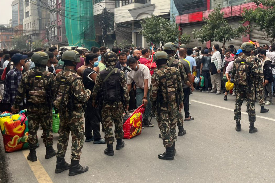 केन्द्रीय कारागारबाट भागेका कैदीबन्दीलाई भेट्टाएपछि सैनिकहरूले भनेका थिए– ‘जान दे’