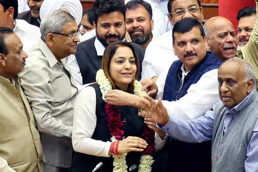 आम आदमी पार्टीकी शेली ओबरोय दिल्लीको मेयरमा निर्वाचित