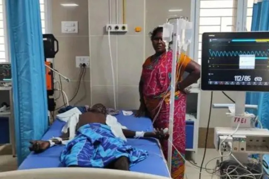 भारतमा विषाक्त मदिरा सेवनका कारण ५३ जनाको मृत्यु