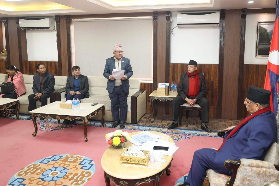 आर्थिक संकट समाधानको माग गर्दै प्रधानमन्त्री दाहाललाई एकीकृत समाजवादीको ज्ञापनपत्र