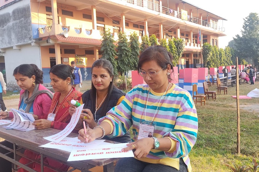 मतदानको सबै तयारी पुरा, केहीबेरमा शुरू हुँदै