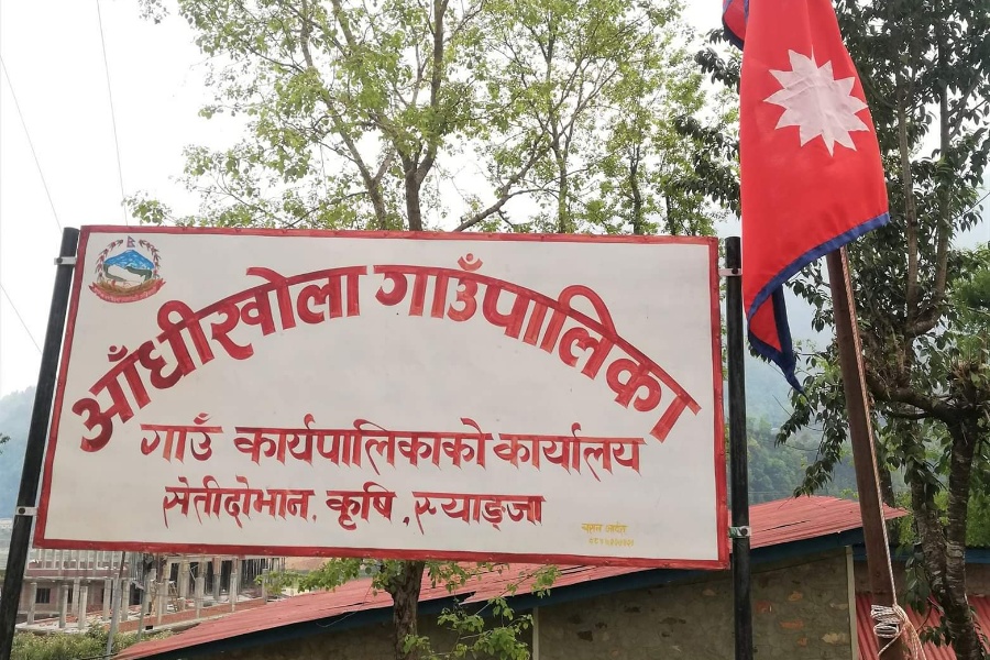 स्याङ्जाको आँधीखोलामा एकैरात १३ ठाउँ चोरी, सीसीटीभीसमेत चोरियो