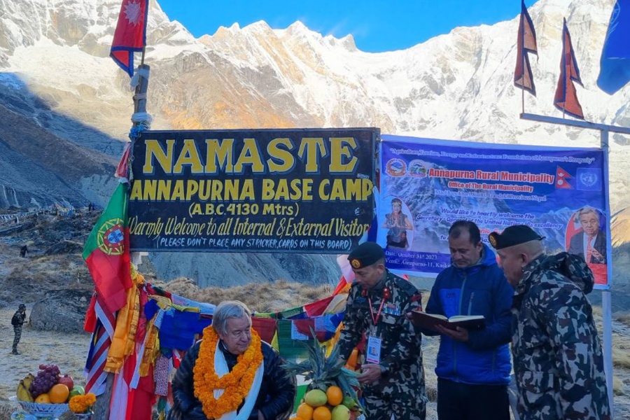 अन्नपूर्ण आधारशिविर भ्रमण गरेर महासचिव गुटेरेस लुम्बिनी जाँदै