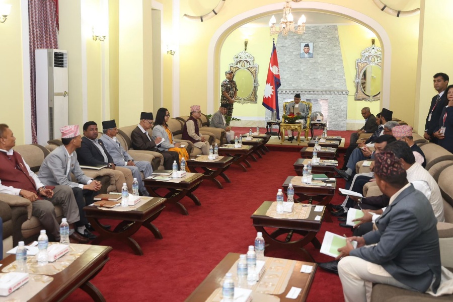 एमाले अनुपस्थित बैठकमा राष्ट्रपतिले भने– मैले ‘एक्टिभिज्म’ देखाउन खोजेको होइन