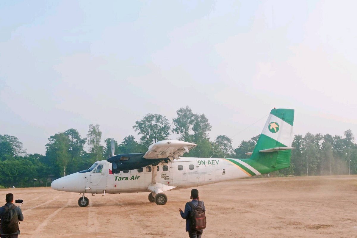 ३५ वर्षपछि नियमित सञ्चालनमा आउँदै टीकापुर विमानस्थल