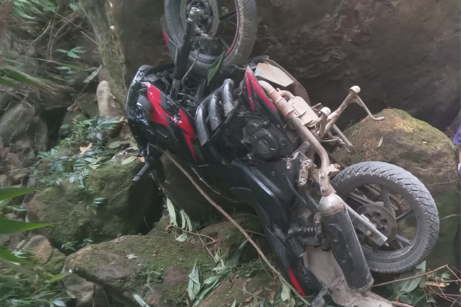 मकवानपुरमा मोटरसाइकल दुर्घटनामा एकै परिवारका तीन जनाको मृत्यु