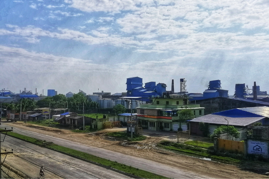 उद्योगहरूको उत्पादन घट्यो, लगानी संकटमा