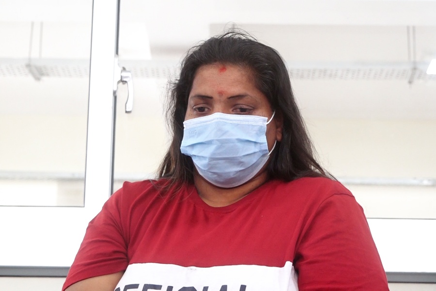 २० करोड रुपैयाँ बराबरको कोकिनसहित विदेशी नागरिक पक्राउ