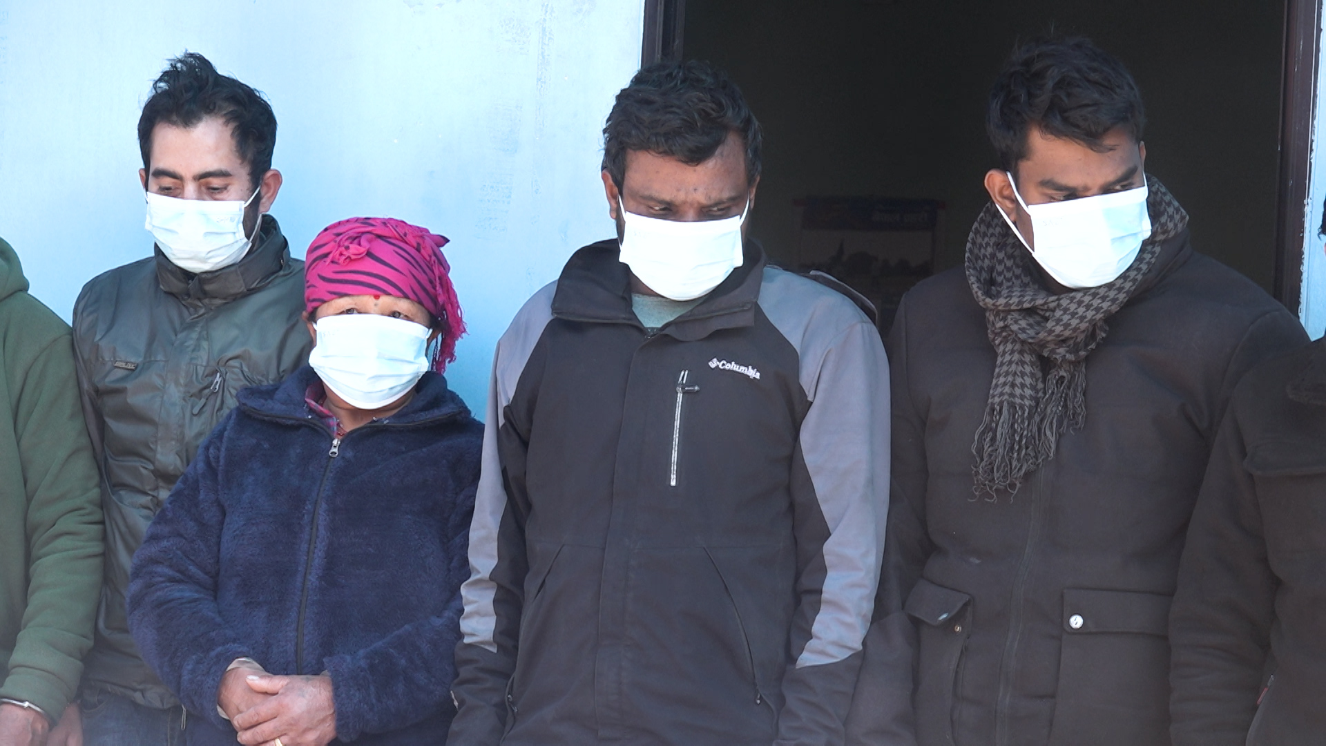 डलर देखाएर ठगी गरेको आरोपमा ३ जना पक्राउ