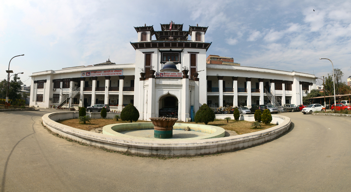 आयोगको सातबुँदे निर्देशन : आचारसंहिता पालना नभए उम्मेदवारी खारेज गर्ने चेतावनी