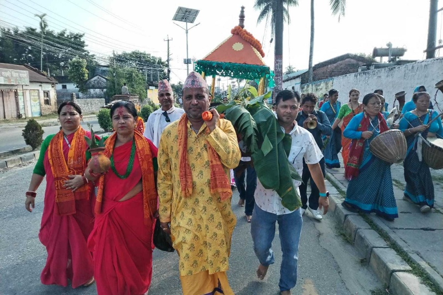 १० वर्षदेखि नवरात्रभर अन्न नखाई व्रत र उपासना गर्दै नेता पराजुली