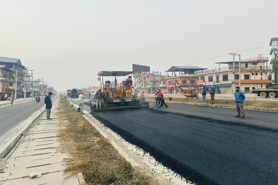 पुलचोक–गोन्द्राङ ६ लेन सडक कालोपत्र अन्तिम चरणमा