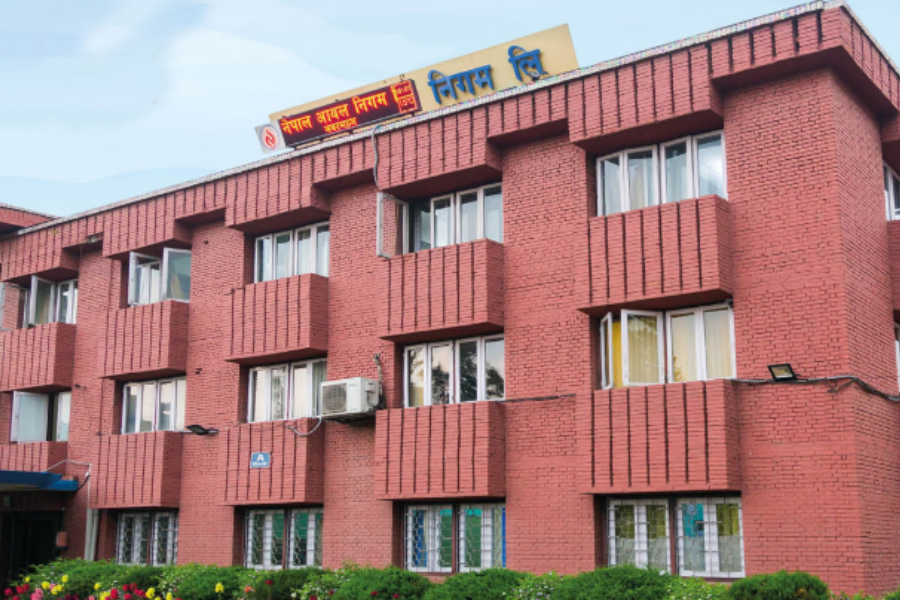 आयल निगमले घटायो पेट्रोलियम पदार्थको मूल्य