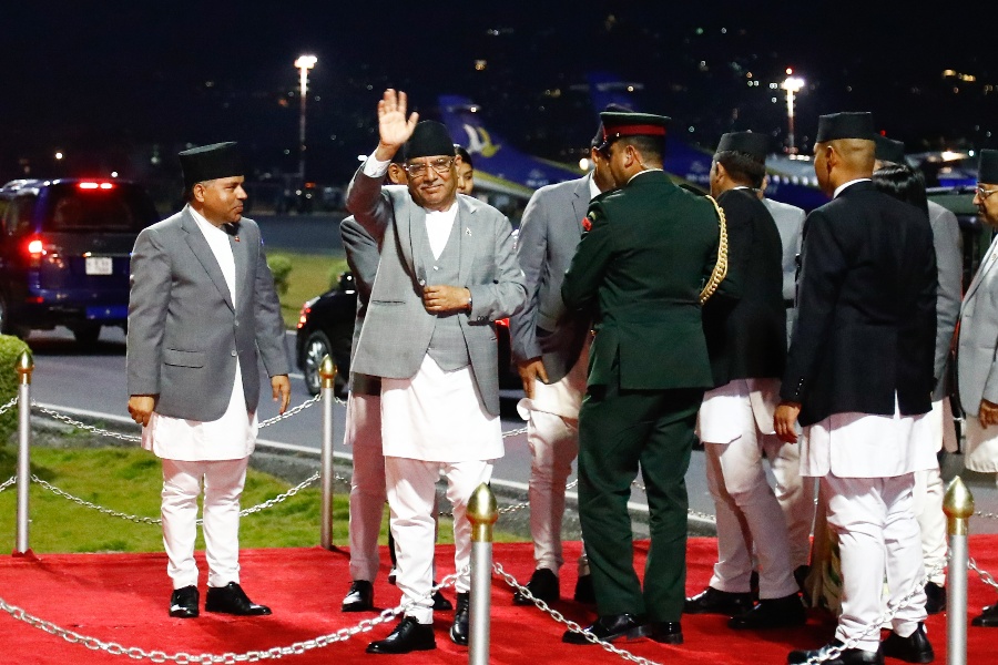 कोप–२८ मा सहभागी भएर स्वदेश फर्किए प्रधानमन्त्री दाहाल