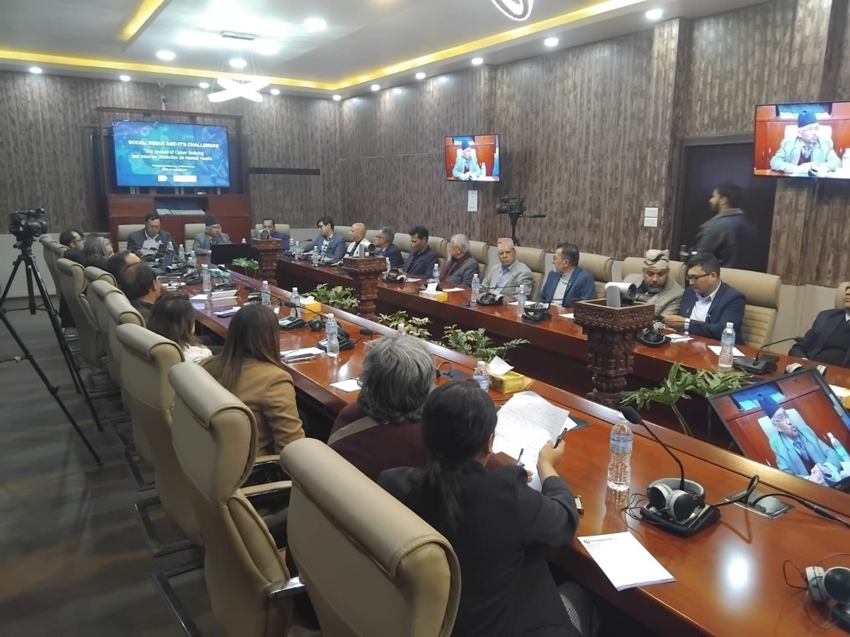 नेपालमा ‘इन्टरनेट एडिक्सन’को जोखिम बढ्दै