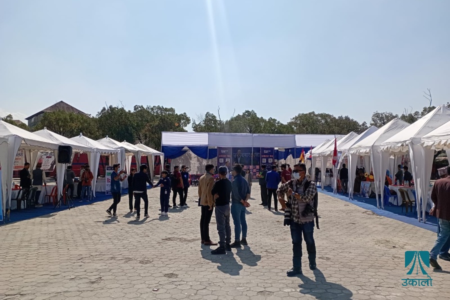 उम्मेदवार मेला : स्वतन्त्र र नयाँ दलको उत्साह, ठूला पार्टीको बेवास्ता