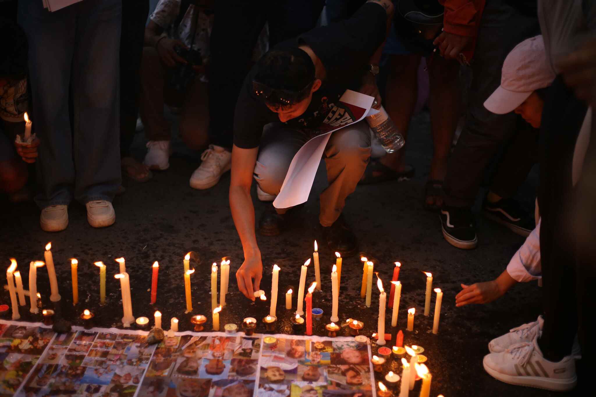 गाजामा ज्यान गुमाएकाहरूको काठमाडौँमा सम्झना (तस्वीरहरू)