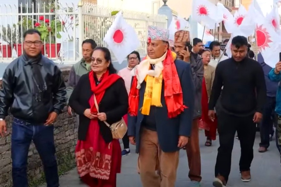 चुनावी प्रचारमा ईश्वर पोखरेल