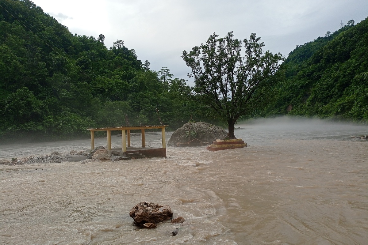 कालीगण्डकीको बहाव उच्च विन्दुमा, शालिग्राम शिला डुबानमा