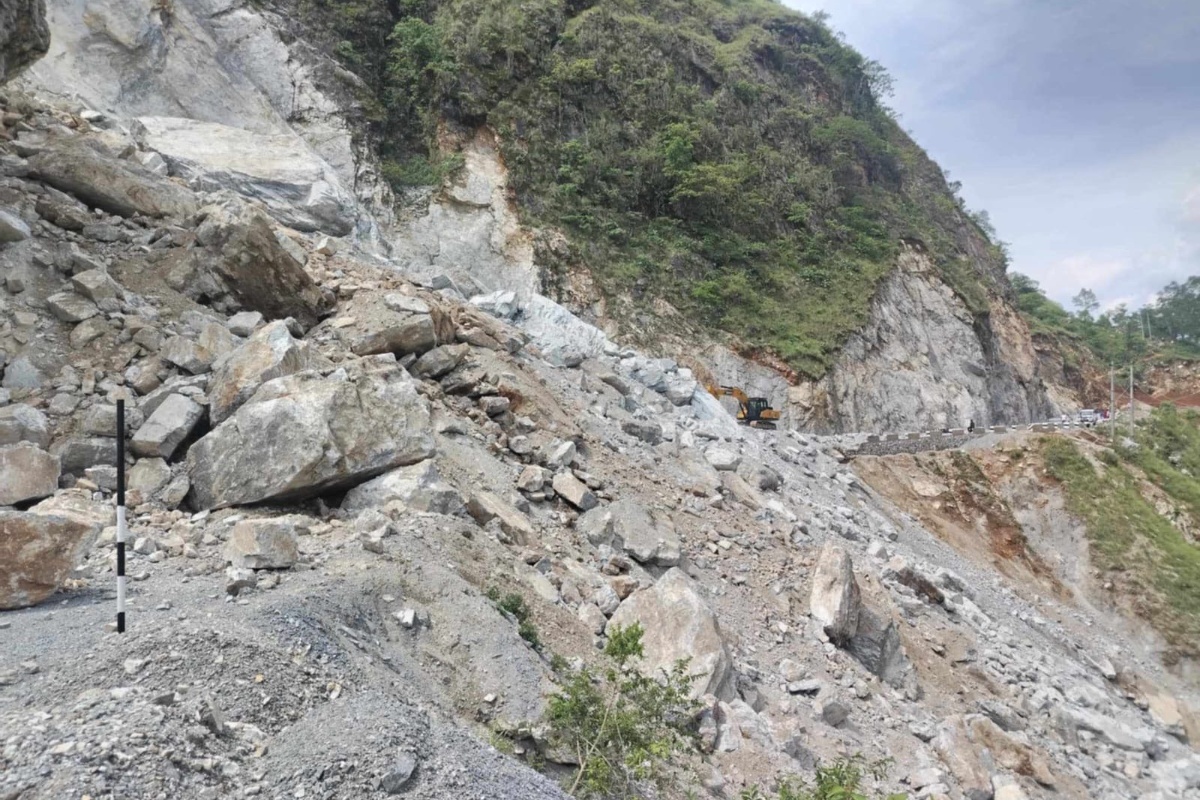 कालीगण्डकी करिडोर पहिरोले अवरुद्ध