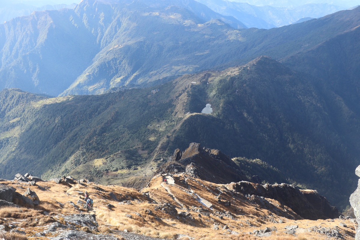 भोजपुरको साल्पा–सिलिचुङ क्षेत्रमा पर्यटकको चहलपहल