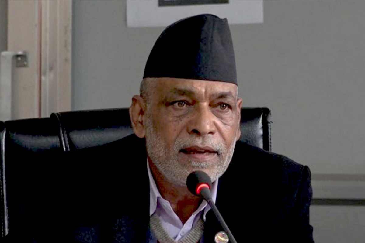 कृषिमन्त्री अधिकारीद्वारा राजीनामाको घोषणा