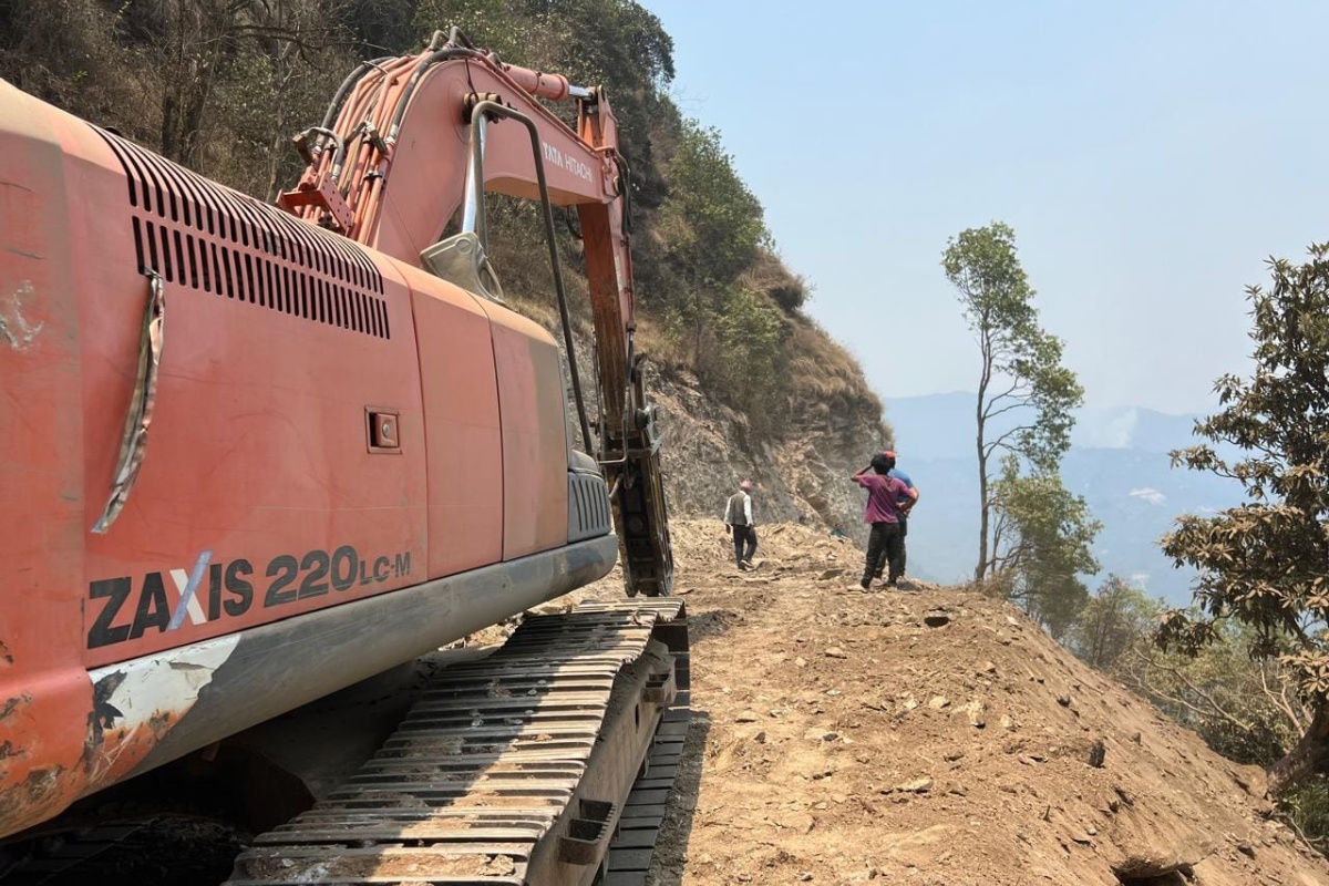 पर्वतमा सडक अलपत्र पार्ने ठेकेदारको जमानत जफत
