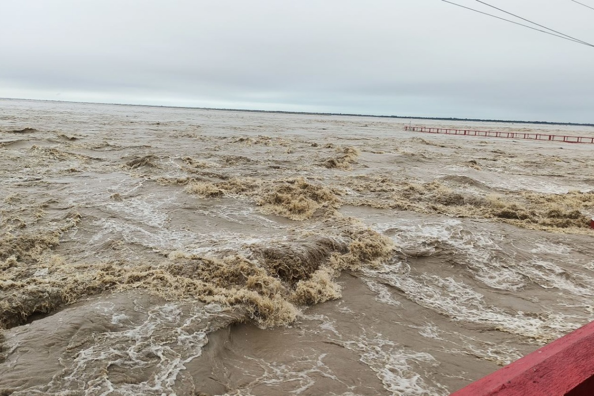 सप्तकोशीमा पानीको बहाव बढेपछि उदयपुरको बेलका उच्च जोखिममा