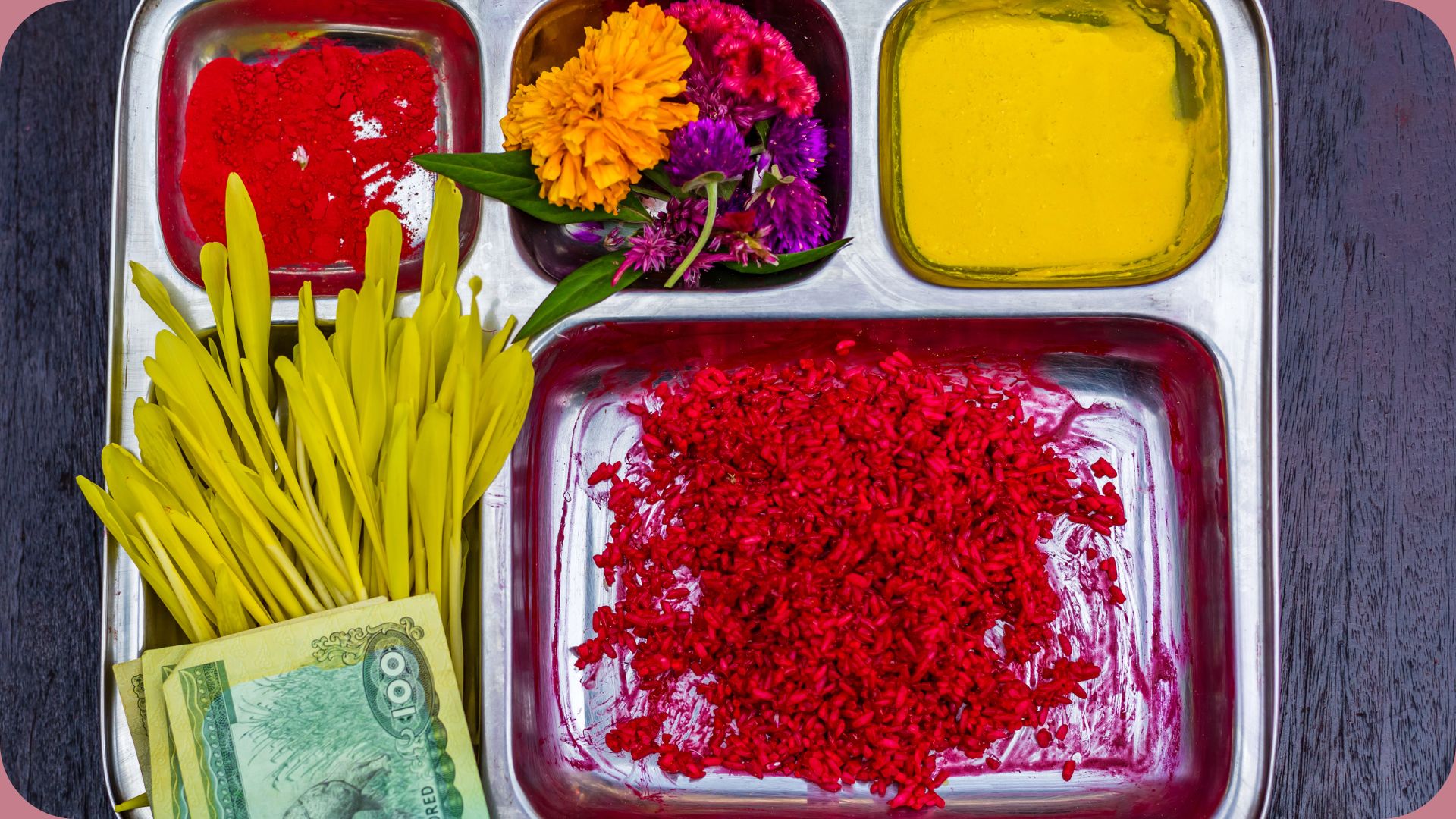 यस वर्षको दशैँको टीकाको उत्तम साइत ११:५३ मा